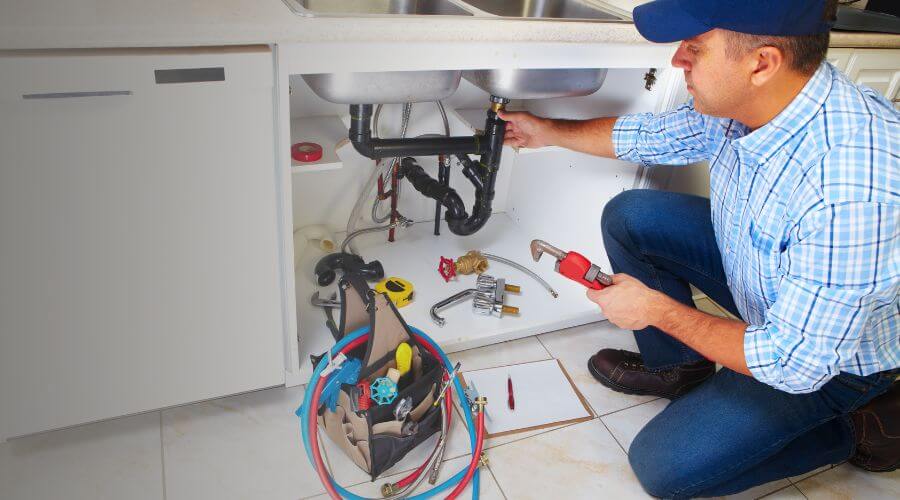 Professional sink repair in Makinen, MN